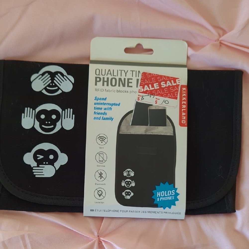 Kikkerland Black Phone Holder